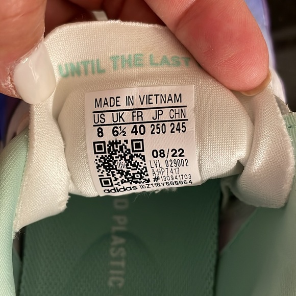 Adidas Barricade Tennis shoes. 1 time used, perfect conditions - Picture 6 of 6